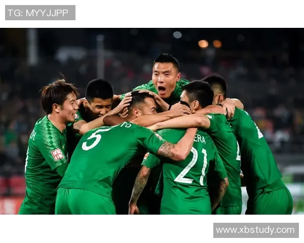 上海羽毛球队以65分稳居冠军赛积分榜首位展现强劲实力 上海羽毛球队以65分稳居冠军赛积分榜首位展现强劲实力