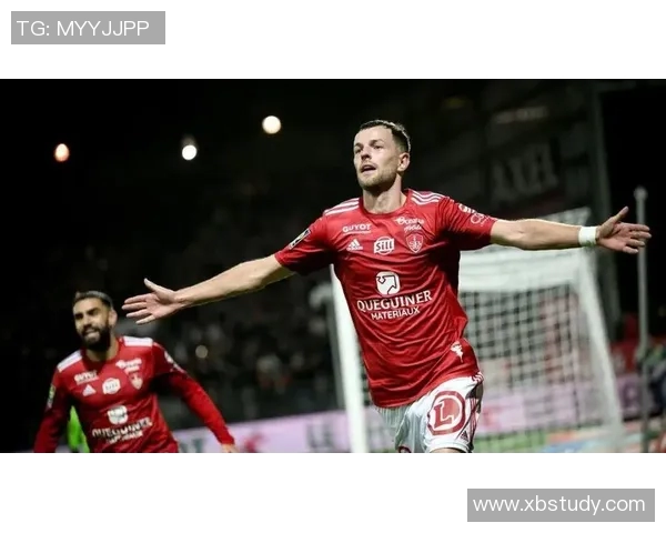 布雷斯特主场迎战巴黎日耳曼争夺法甲积分榜重要战役