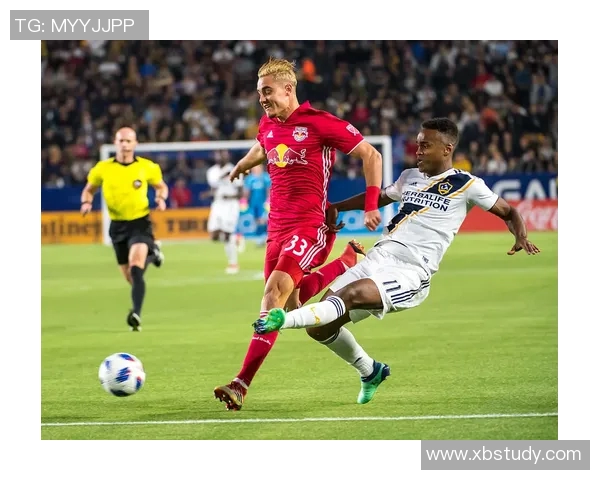 哈德斯菲尔德与雷丁的精彩对决揭示英冠联赛新动态