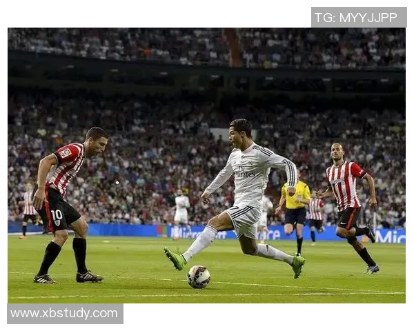 罗德兹对阵朗斯精彩比赛回顾与分析展望