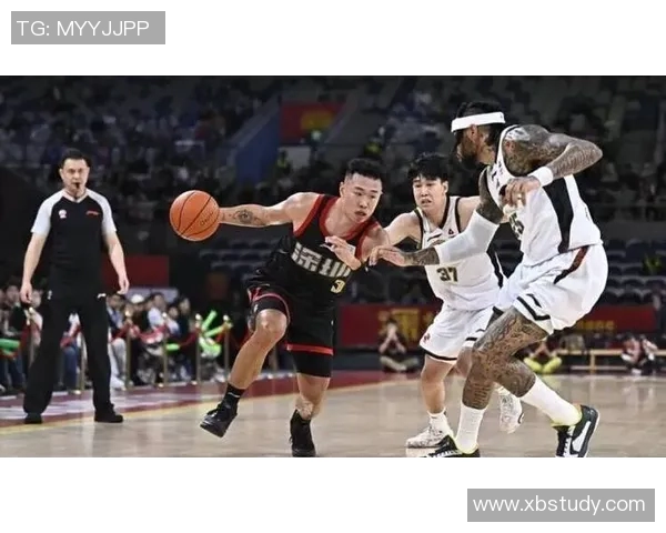 贺希宁:在篮球场上书写青春与梦想的传奇旅程 贺希宁:在篮球场上书写青春与梦想的传奇旅程