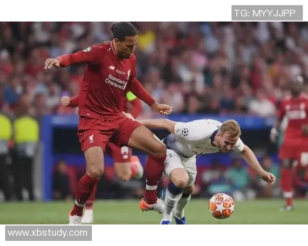 范戴克的防守艺术与领导魅力如何引领球队走向辉煌