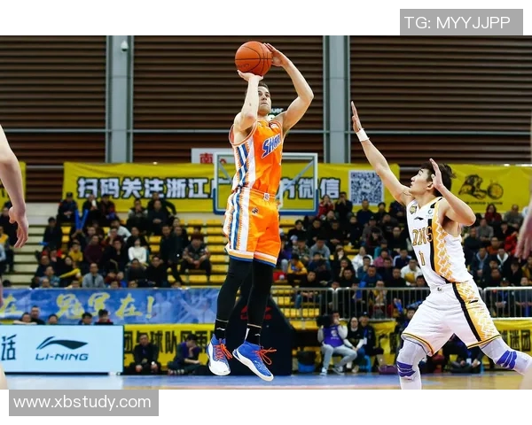 赵岩昊的篮球之路：从青涩少年到CBA明星的成长历程与辉煌成就