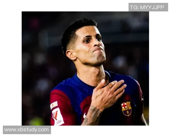 坎塞洛在足球界的崛起与挑战:从天才少年到世界级后卫的成长之路