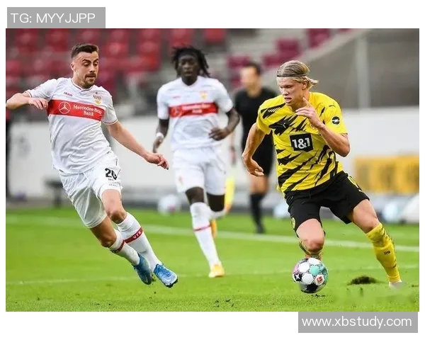 法乙激战亚眠主场迎战兰斯双方争夺关键积分的精彩对决 法乙激战亚眠主场迎战兰斯双方争夺关键积分的精彩对决