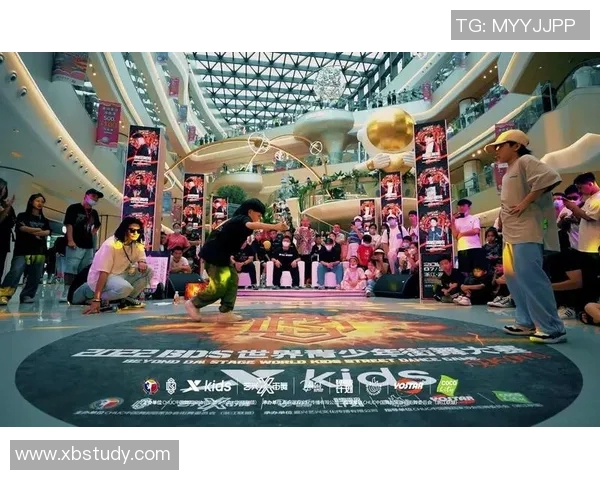 杭州飞盘队在世界街舞大赛中的默契配合与精彩表现分析